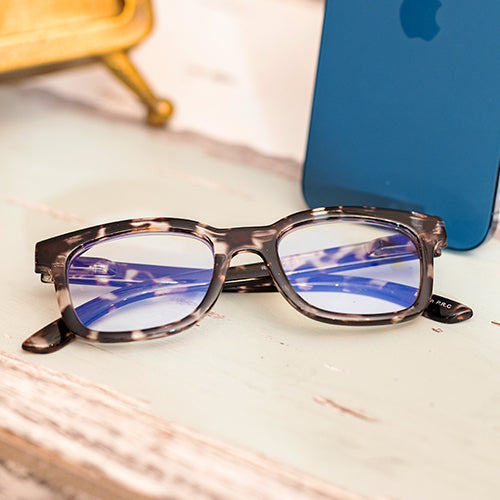 Clear Vision, Empowered Women: The Importance of Eyeglasses for Gender Equality